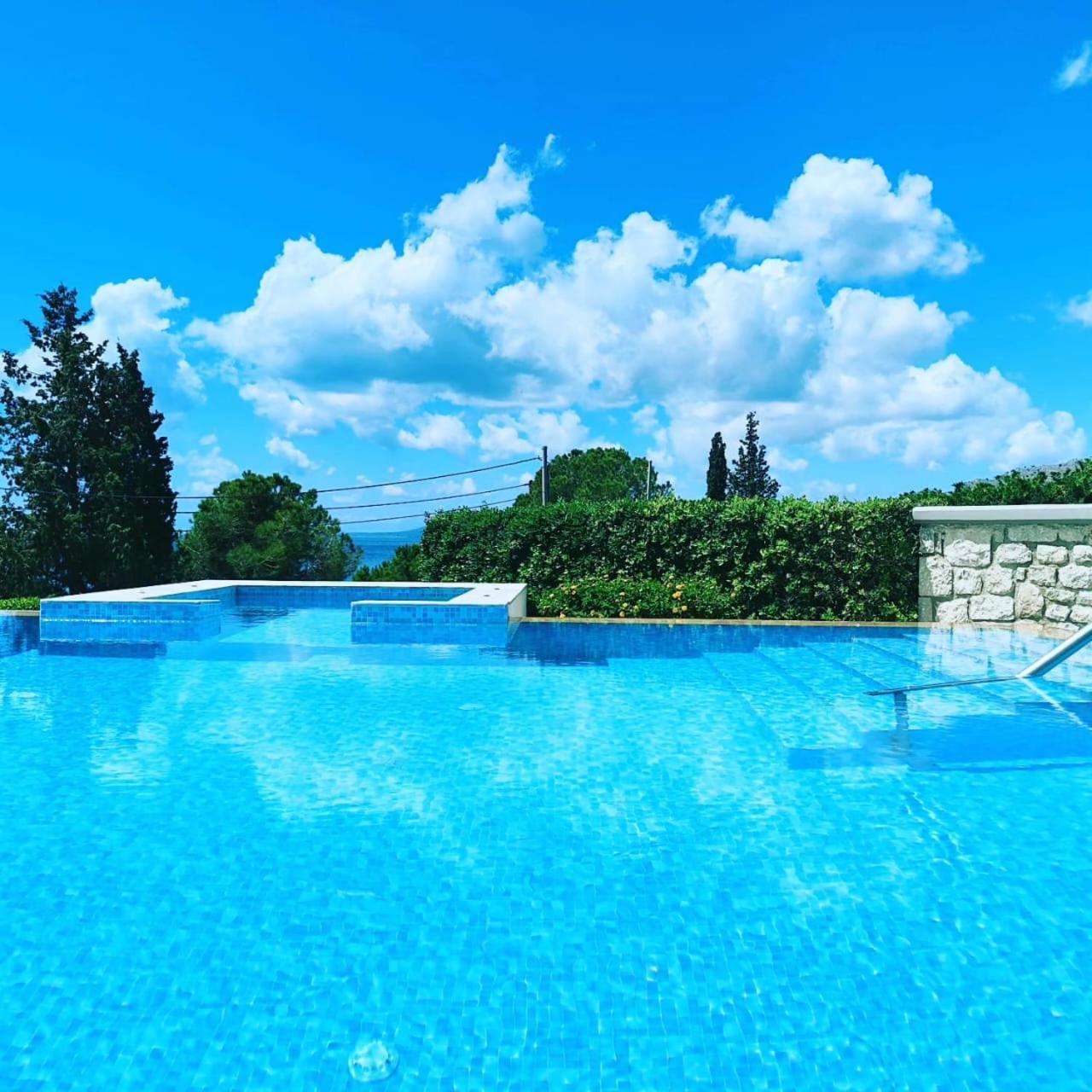 Villa Costamare - Enjoy Lazy Days On The Private Pool-Jacuzzi Pefki (Rhodes) Exterior foto